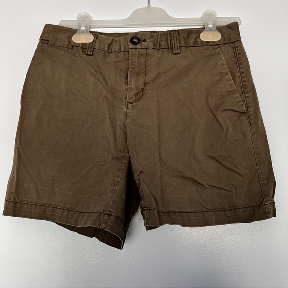 ARMY GREEN BANANA REPUBLIC SHORTS - Picture 1 of 6